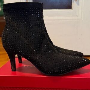 Elegant Black Ankle Boots